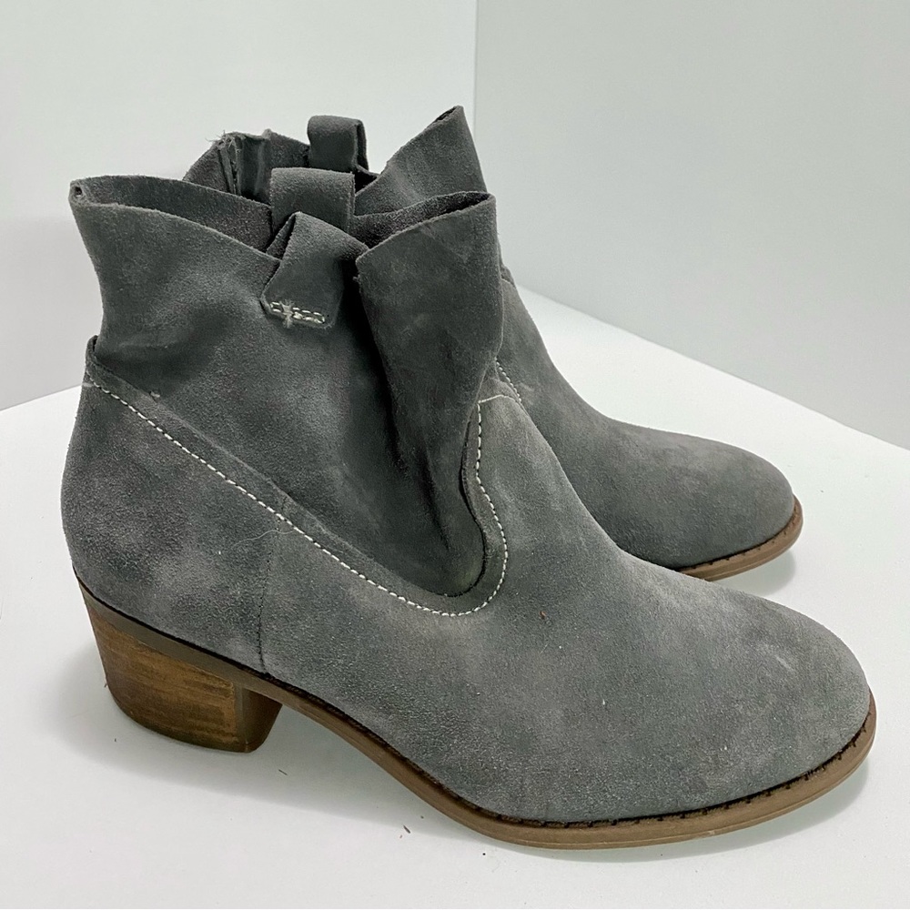 Carlos by Carlos Santana | Titanium Leighton Ankle Boot size 9.5